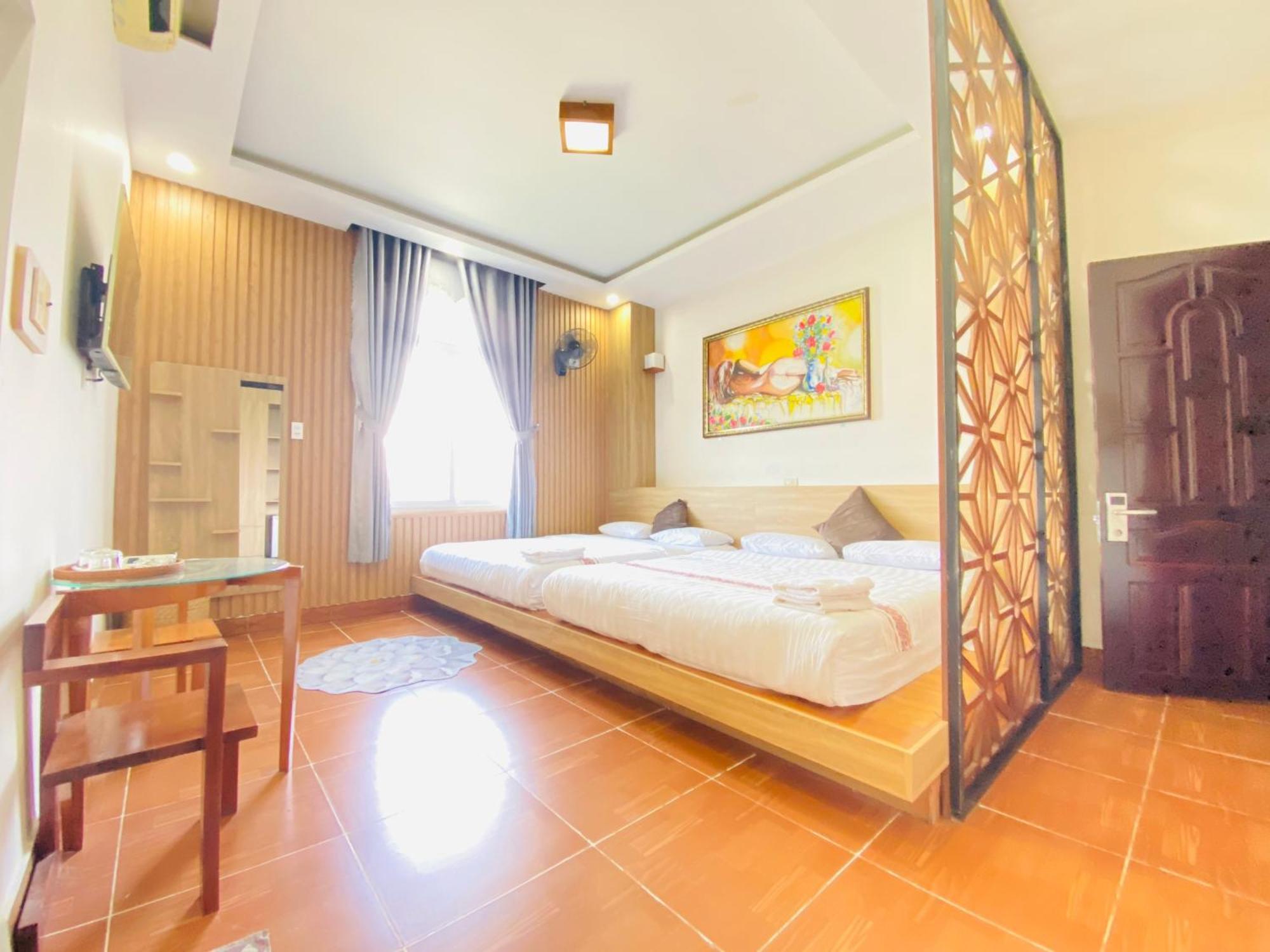 Hong My Hotel Kon Tum Exterior photo